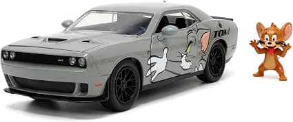 Jada - Кола 1:24 2015 Dodge Challenger SRT Hellcat с фигурка Jerry