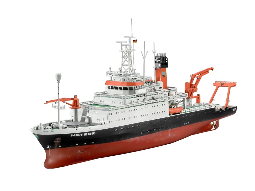 Сглобяем модел, Revell, Германски изследователски кораб Meteor, 181 части