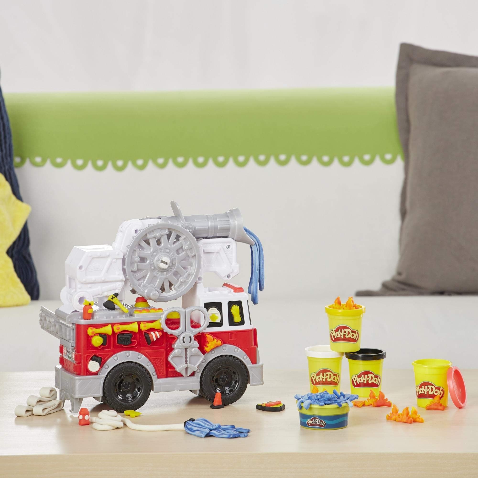 Комплект моделини Hasbro Play-Doh Wheels, 4 броя