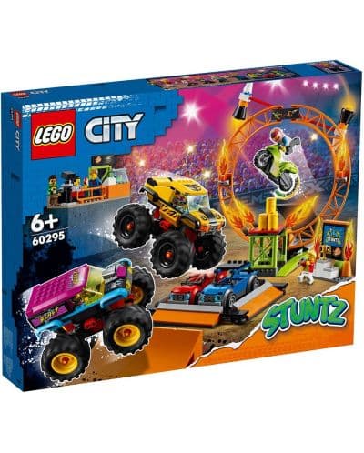 LEGO® City Stunt 60295 - Арена за каскадьорски състезания